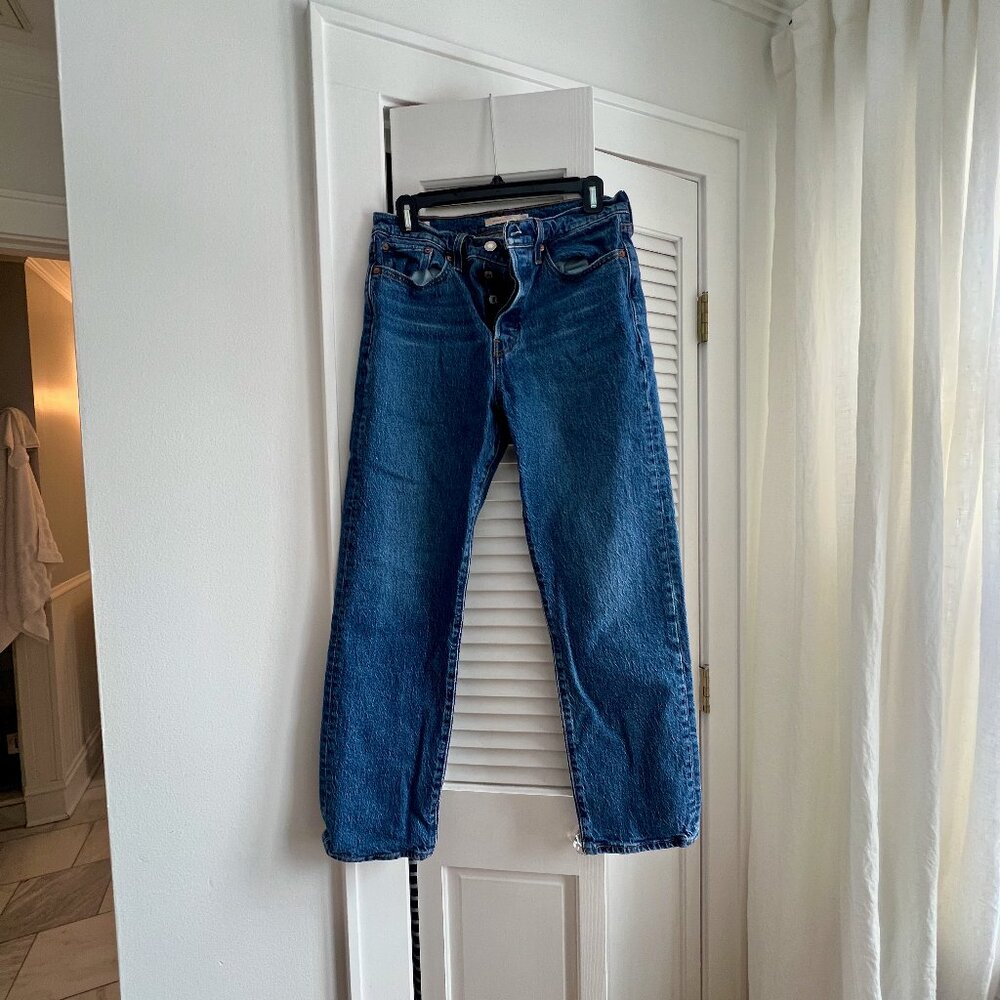 Levi's Wedgie Straight Jeans Size 29 28 inch inseam